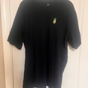 Black Pineapple Embroidered Tee